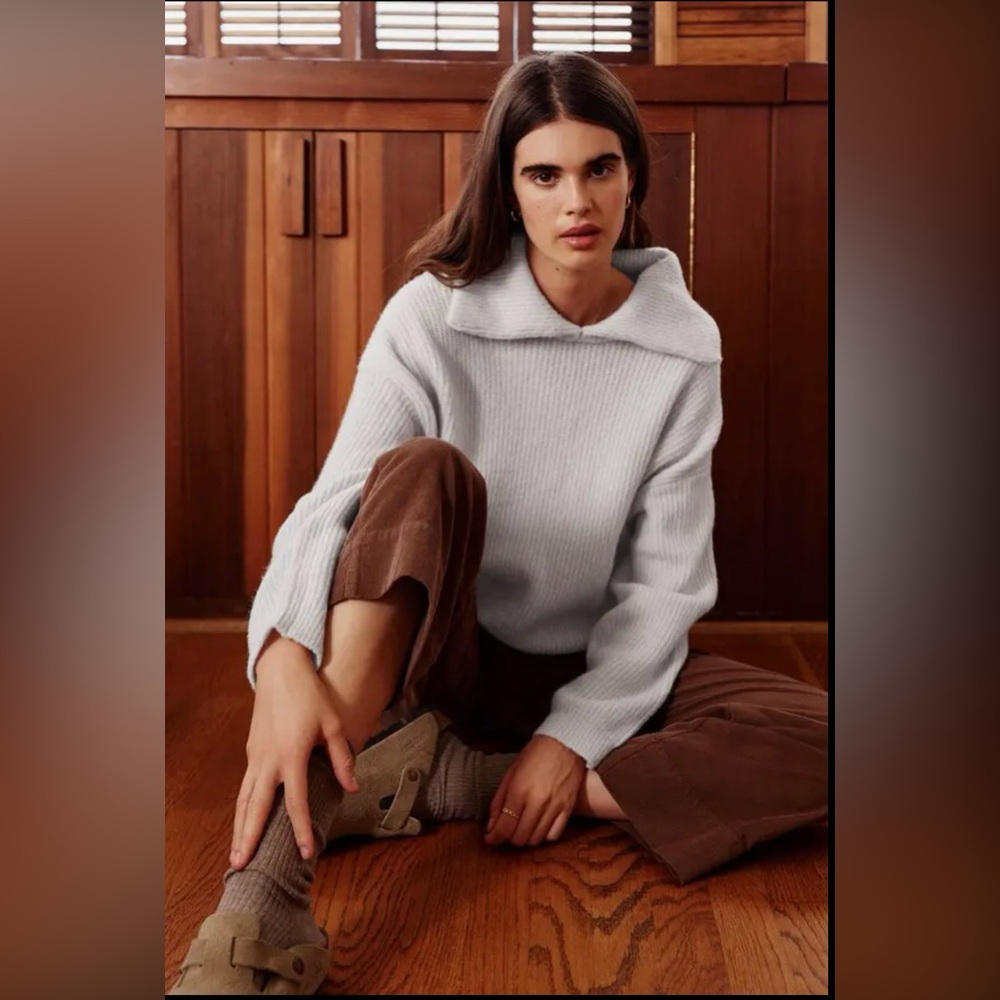 🆕 Velvet By Graham & Spencer Eve Collared Sweater in Snow Medium Retail $238